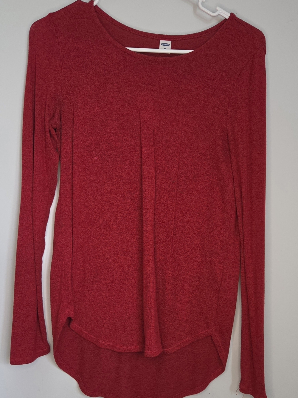 Old Navy Red Long-Sleeve Scoop Neck Top